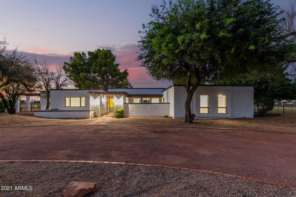 5240 W Cinnabar Ave, Glendale, AZ 85302 - photo 1