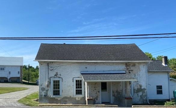 4356 Kings Hwy N, Emmaus, PA 18049 - photo 1