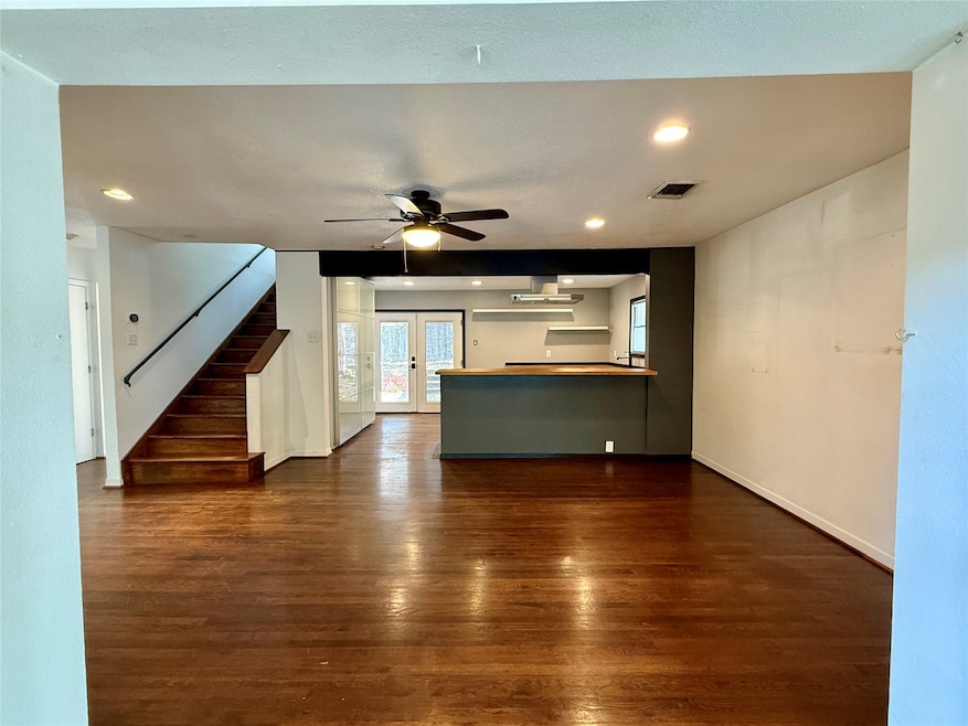 For Sale $449,500 • Co-Listing Agent