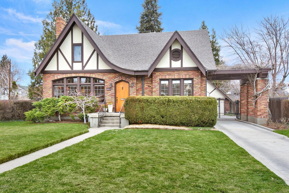 2611 W Yakima Ave, Yakima, WA 98902 - photo 1