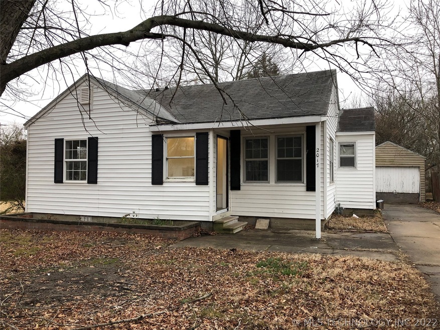 2017 Elgin St, Muskogee, OK 74401 - photo 1