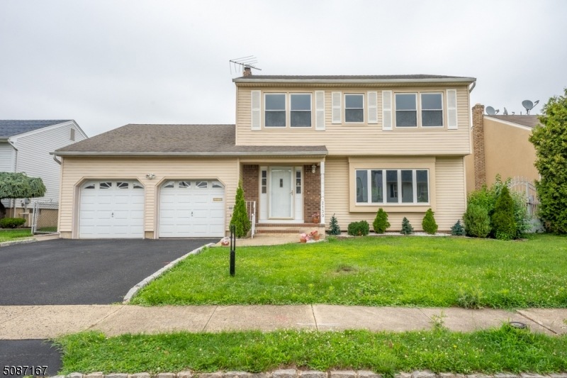 2130 Briarwood Ln, Union, NJ 07083 - photo 1