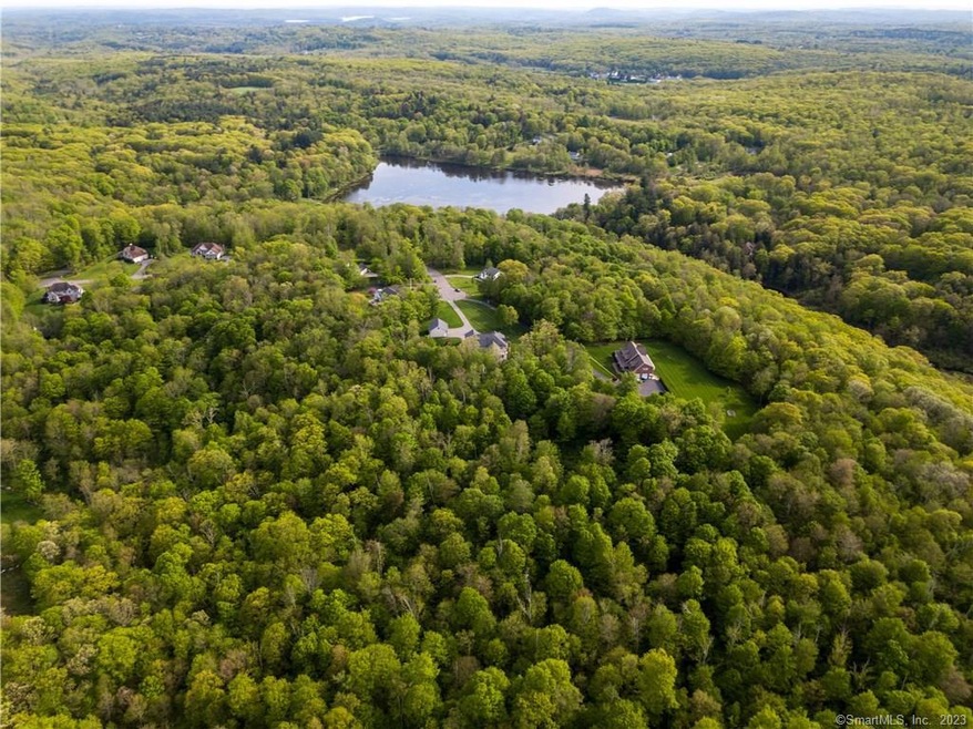 9 Falcon Ridge Rd, Torrington, CT 06790 - photo 1