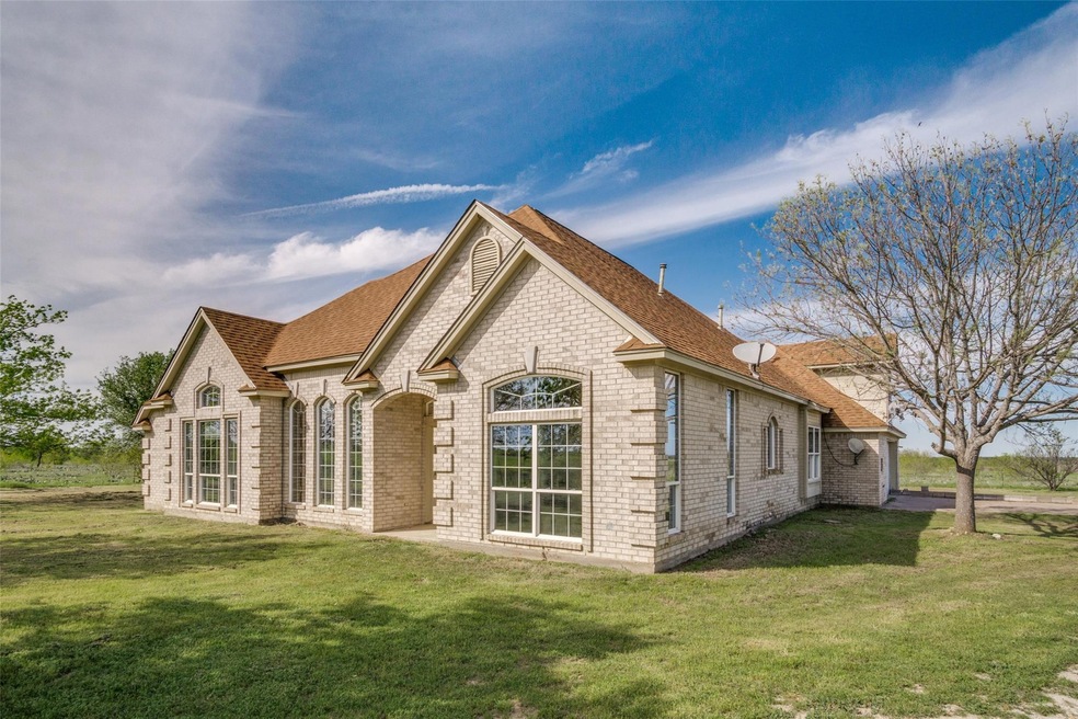 400 Trinity View Rd, Weatherford, TX 76087 - photo 1