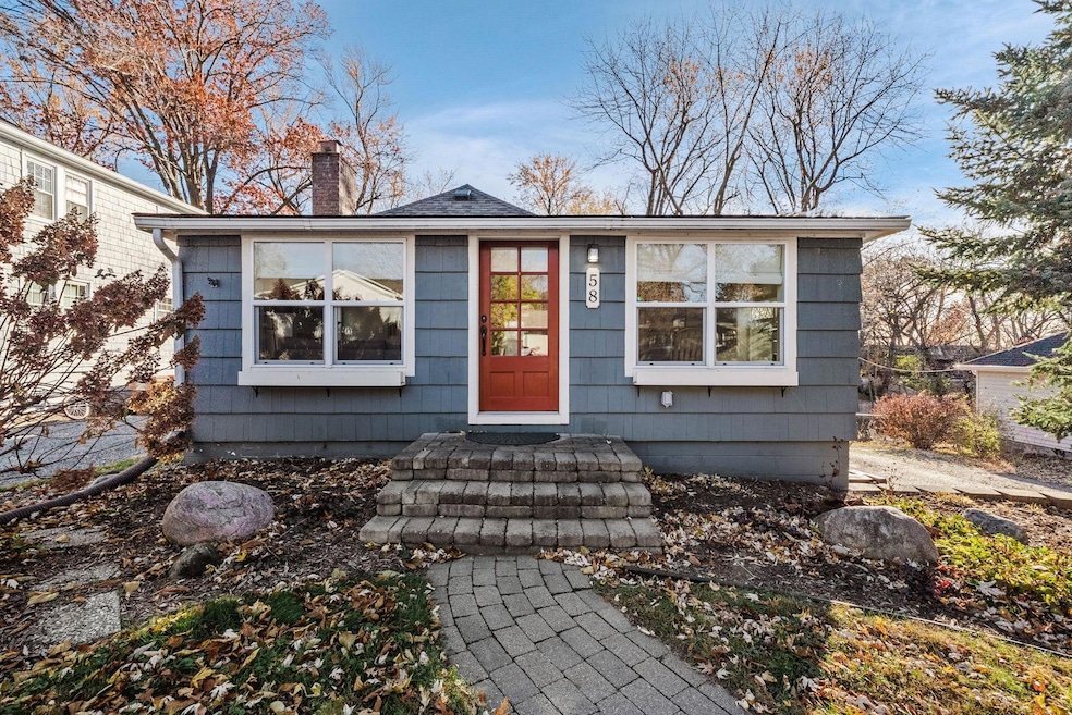 1-web-or-mls-58 Grove Street Mahtomedi-0001.jpg