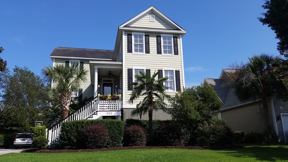 550 White Chapel