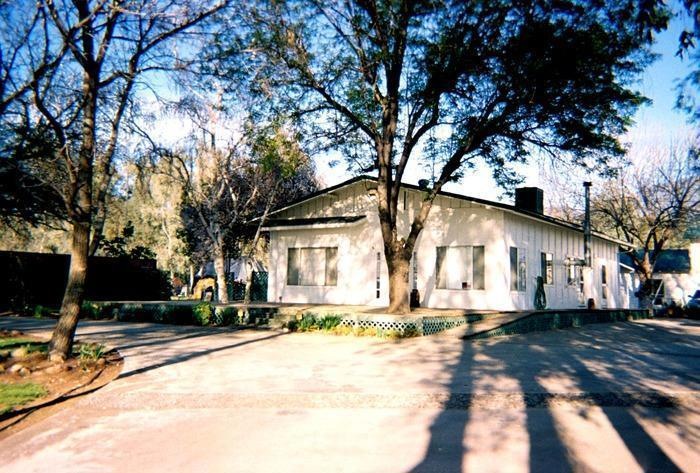 Primary Photo
