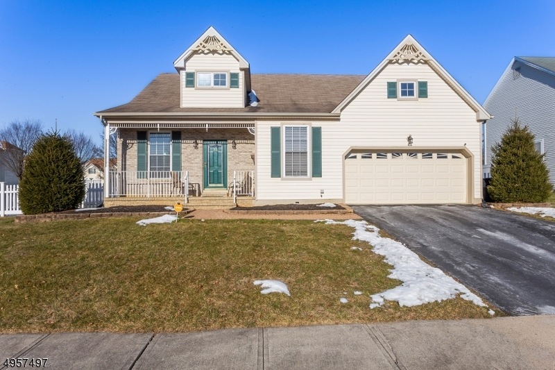 22 Kyle Dr, Phillipsburg, NJ 08865 - photo 1