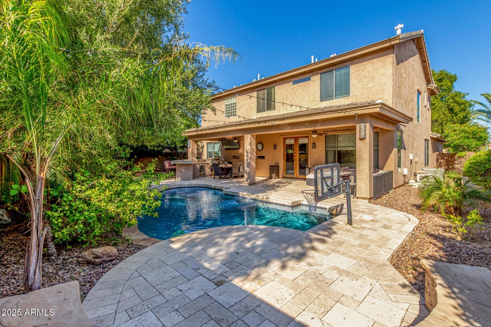 131 W Roadrunner Dr, Chandler, AZ 85286 - photo 1