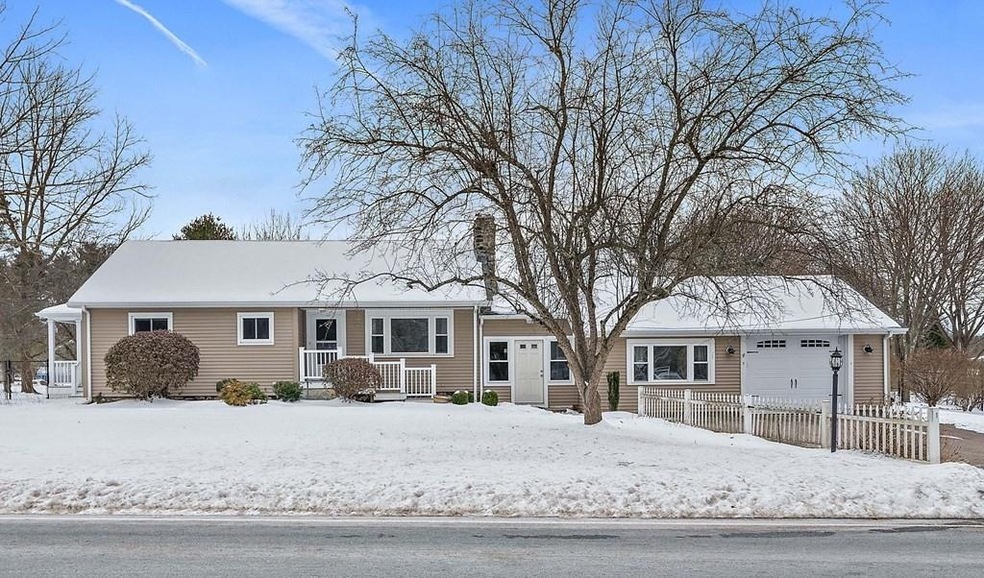 1 Green St, Foxboro, MA 02035 - photo 1