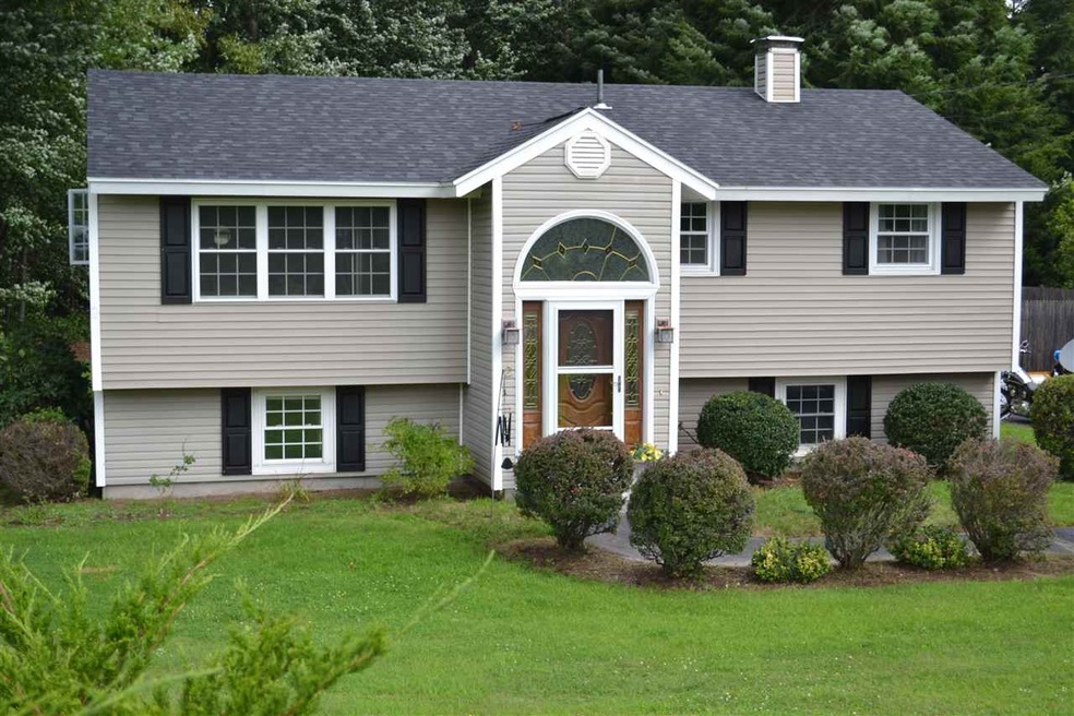 2 Small Ln, MerriMacK, NH 03054 - photo 1