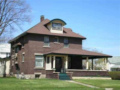 529 E Huron Ave, Bad Axe, MI 48413 - photo 1