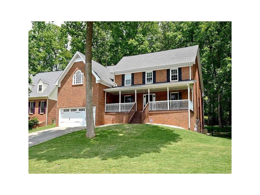 Exterior Front. CLICK the HomeScenes.com Virtual T