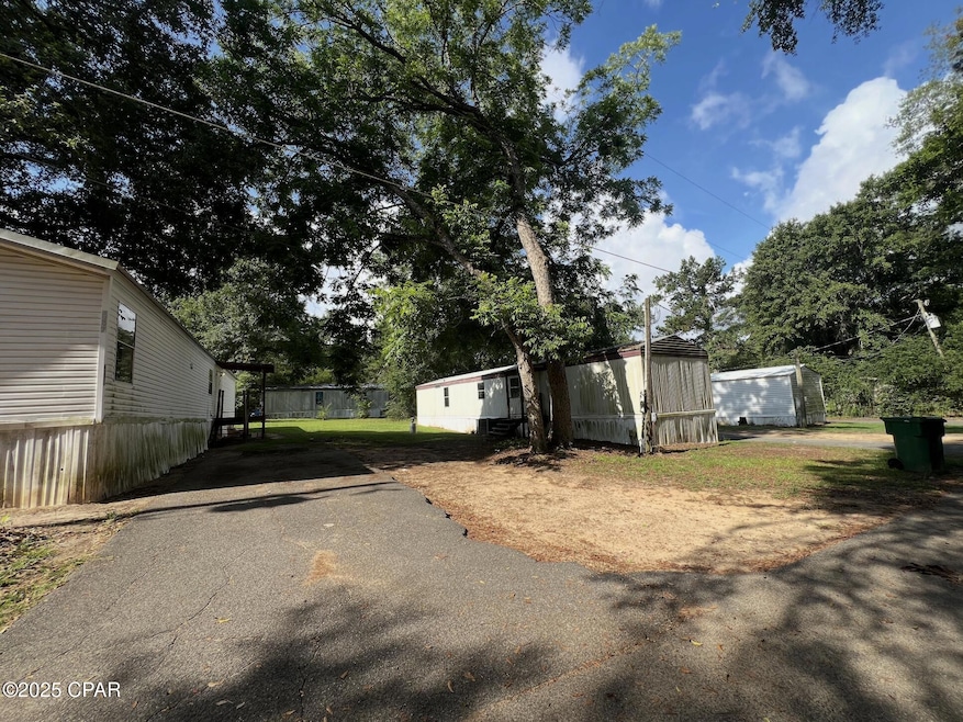 4304 Fieldstone Ct, Marianna, FL 32448 - photo 1