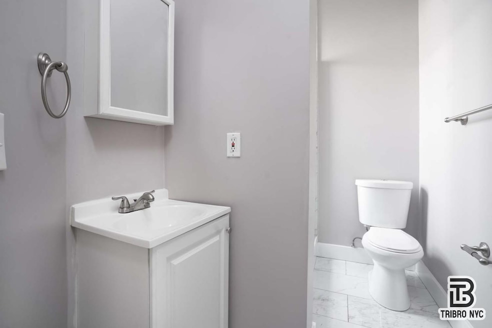 688 10th Ave unit 3S, New York, NY 10019 - photo 1