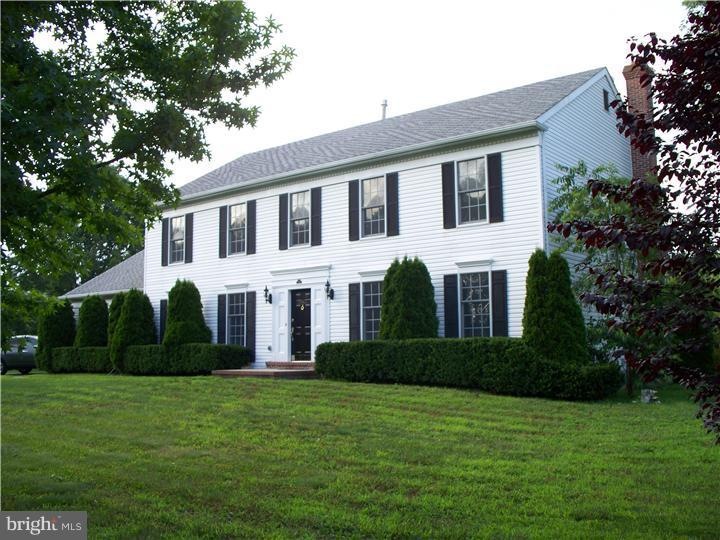 119 Columbus Jobstown Rd, Columbus, NJ 08022 - photo 1