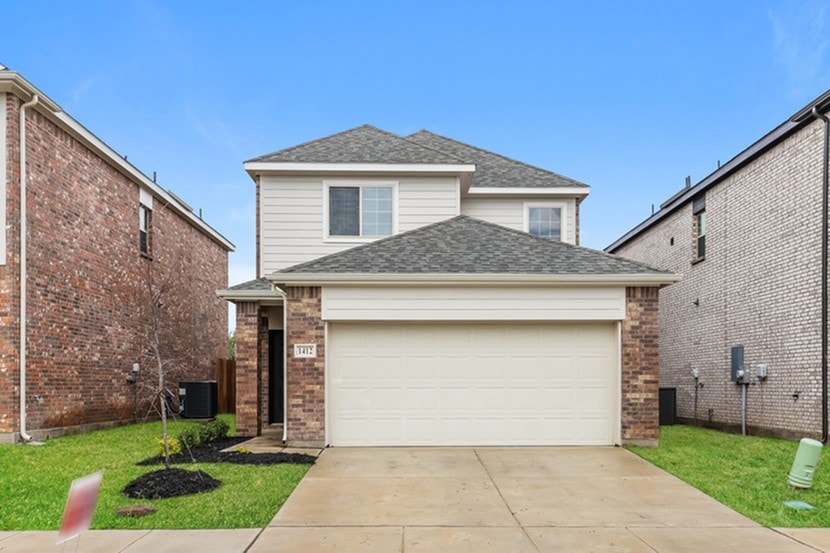 1412 Ester Ln, Ennis, TX 75119 - photo 1