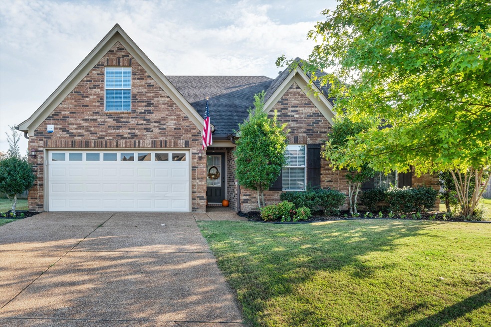 3051 Pinetree Loop
