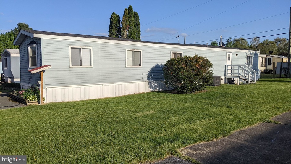 28 Drew Ave, New Bloomfield, PA 17068 - photo 1