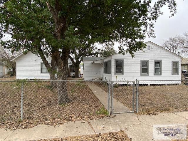 412 Gore St unit FIXER-UPPER, Pharr, TX 78505 - photo 1