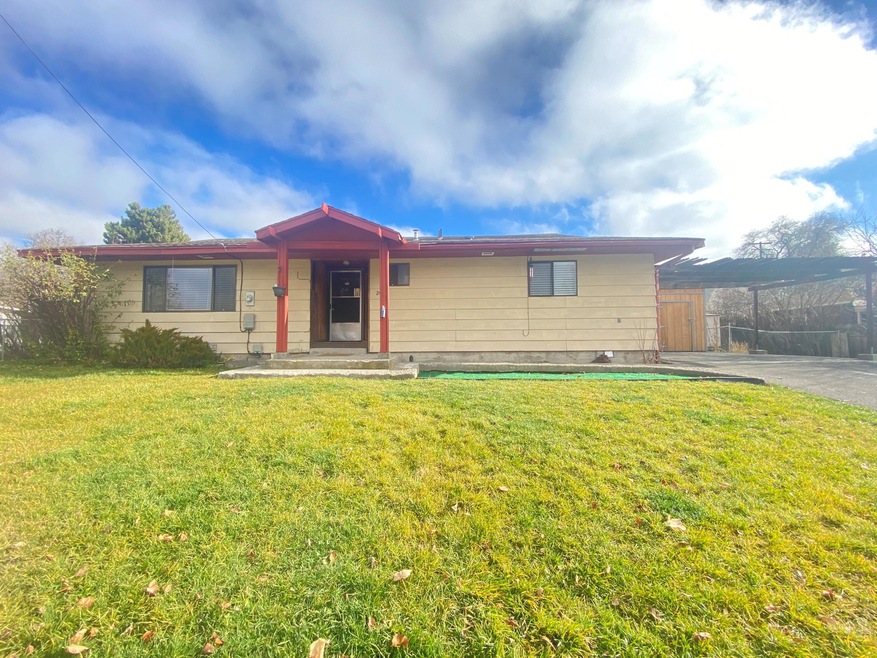 2023 Holabird Ave, Klamath Falls, OR 97601 - photo 1