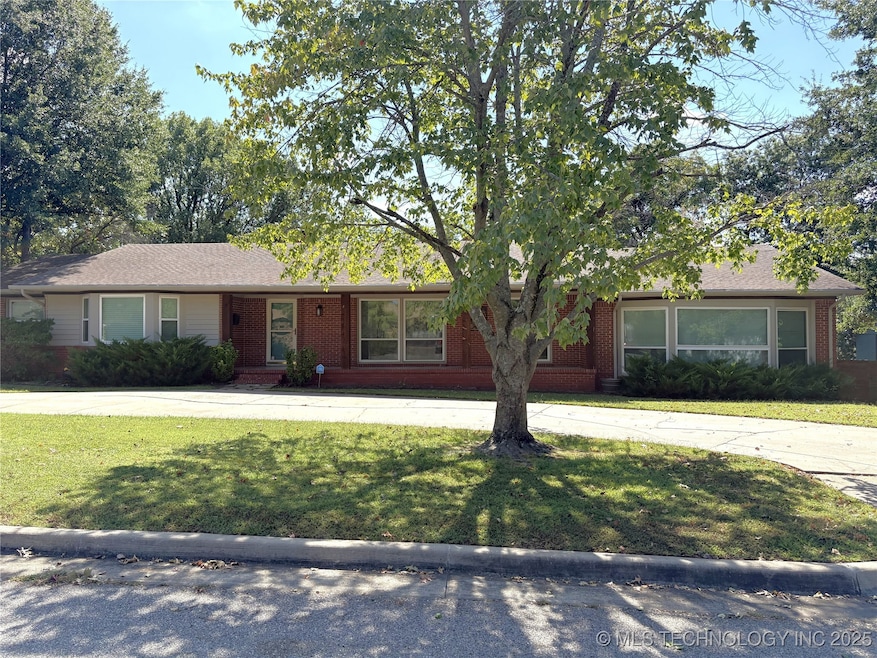 4156 E 43rd St, Tulsa, OK 74135 - photo 1