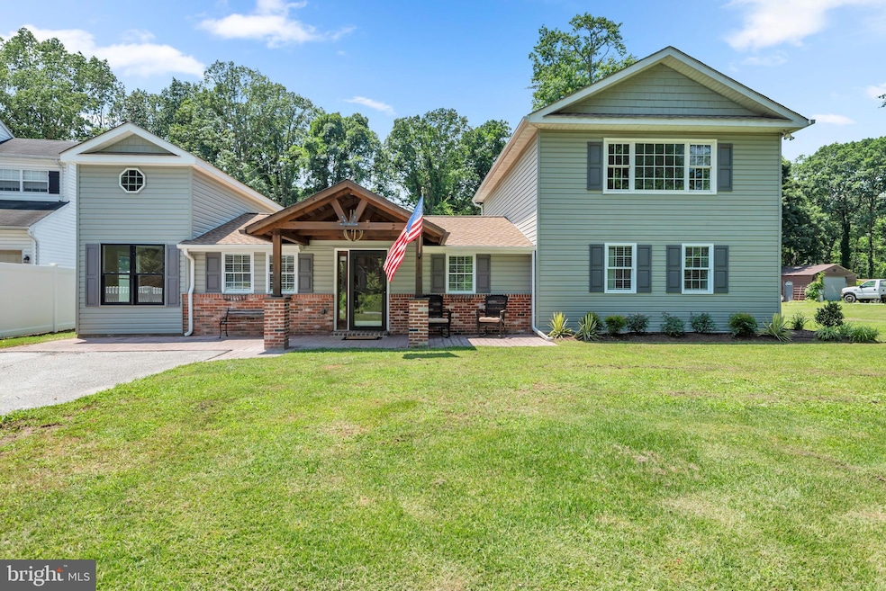 Under Contract $599,900