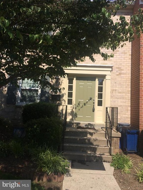 10224 Arizona Cir, Bethesda, MD 20817 - photo 1