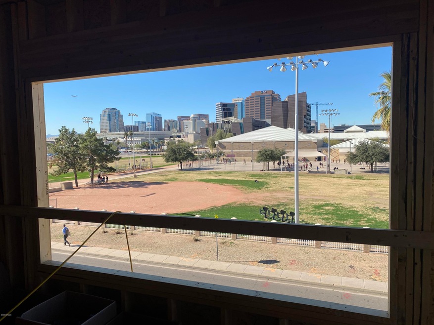 West Facing Downtown Views from 3rd Floo