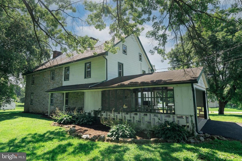 Under Contract $995,000