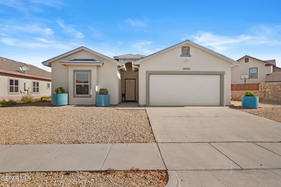 14263 Desert Sunset Dr, Horizon City, TX 79928 - photo 1