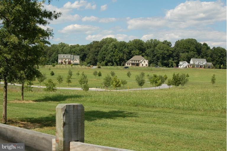 3924 Briar Knoll Cir, Phoenix, MD 21131 - photo 1