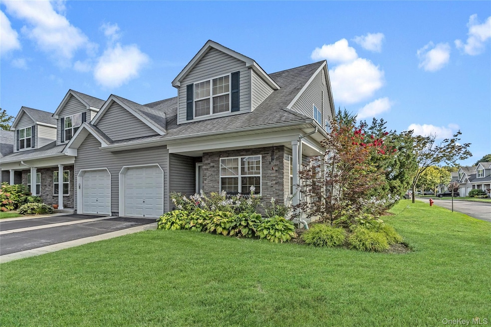 112 Maya Cir, Central Islip, NY 11722 - photo 1