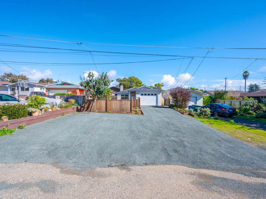 1178 14th St Los Osos CA 93402 USA-001-0