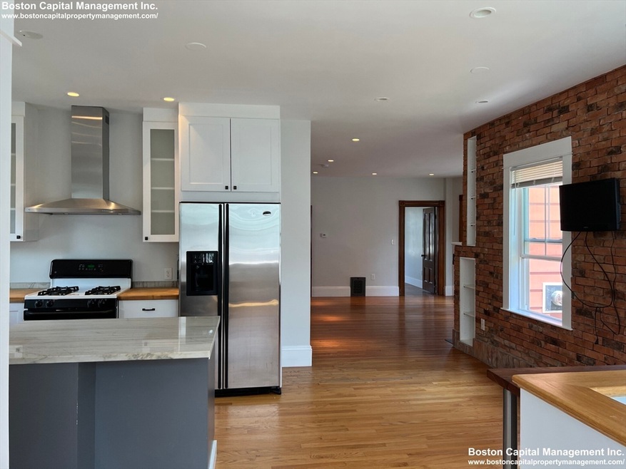 28 Albion St unit 2, Somerville, MA 02143 - photo 1