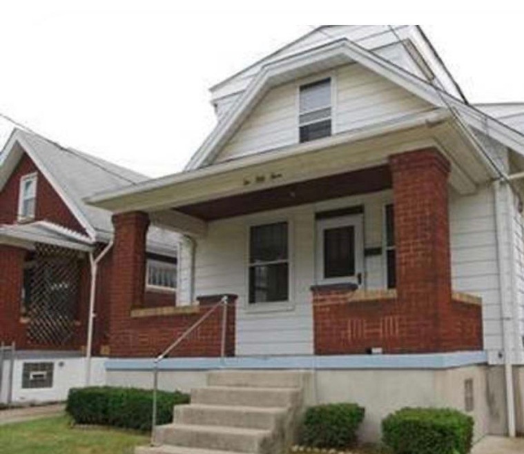 253 W Seventy Third St, Cincinnati, OH 45216 - photo 1