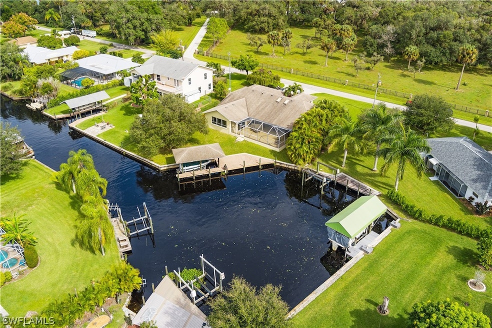 1970 Oak Dr, Alva, FL 33920 - photo 1