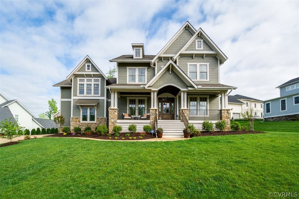 Gorgeous luxury home in Hallsley with high end fin