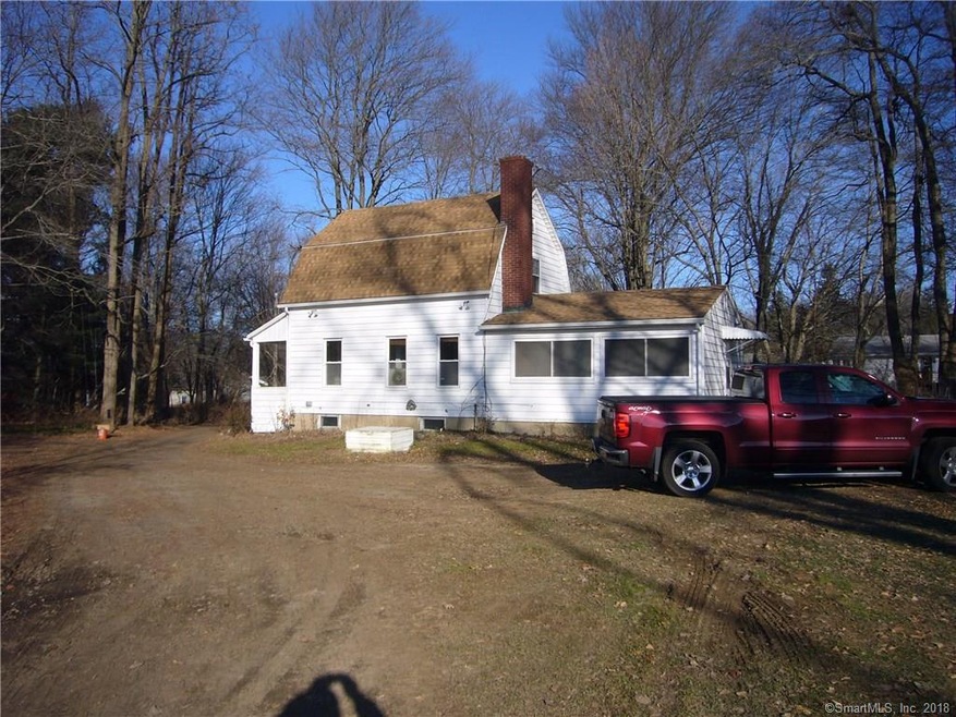 987 Daniels Farm Rd, Trumbull, CT 06611 - photo 1