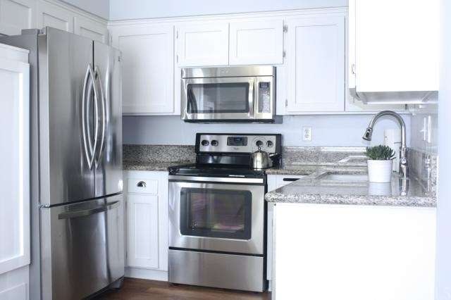 Charming kitchen with 