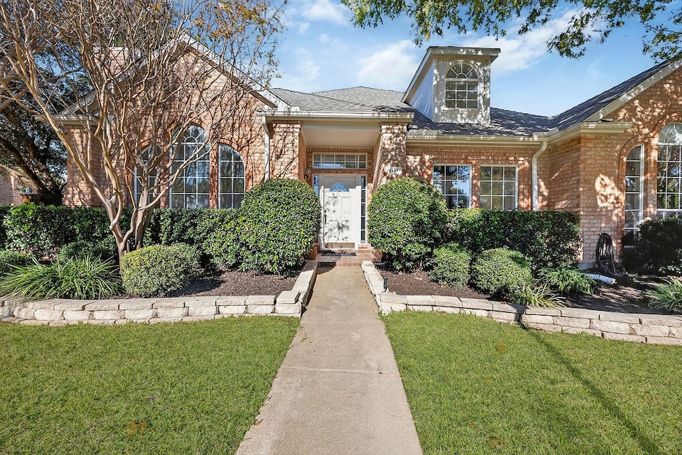 1333 Burlington Dr, Plano, TX 75025 - photo 1