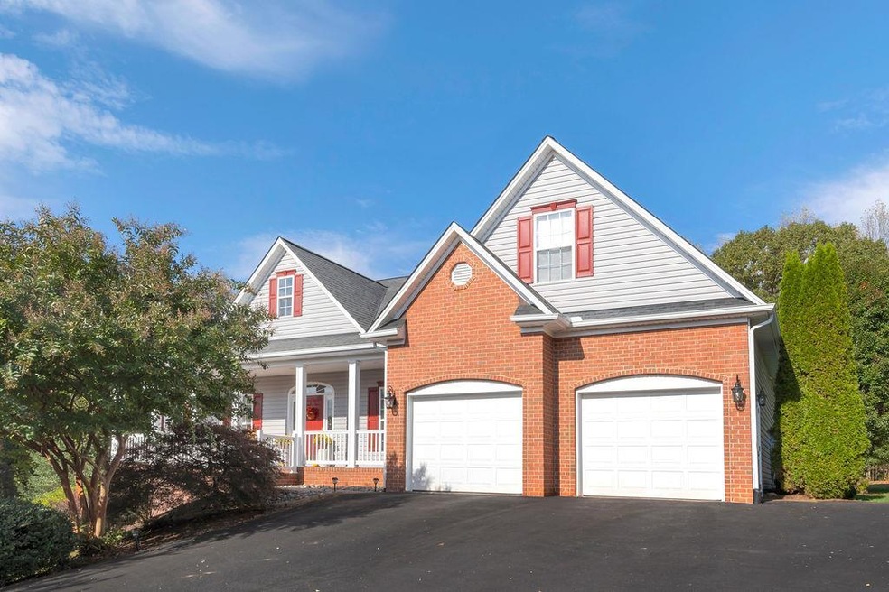 327 Lyon Ln, Ruckersville, VA 22968 - photo 1