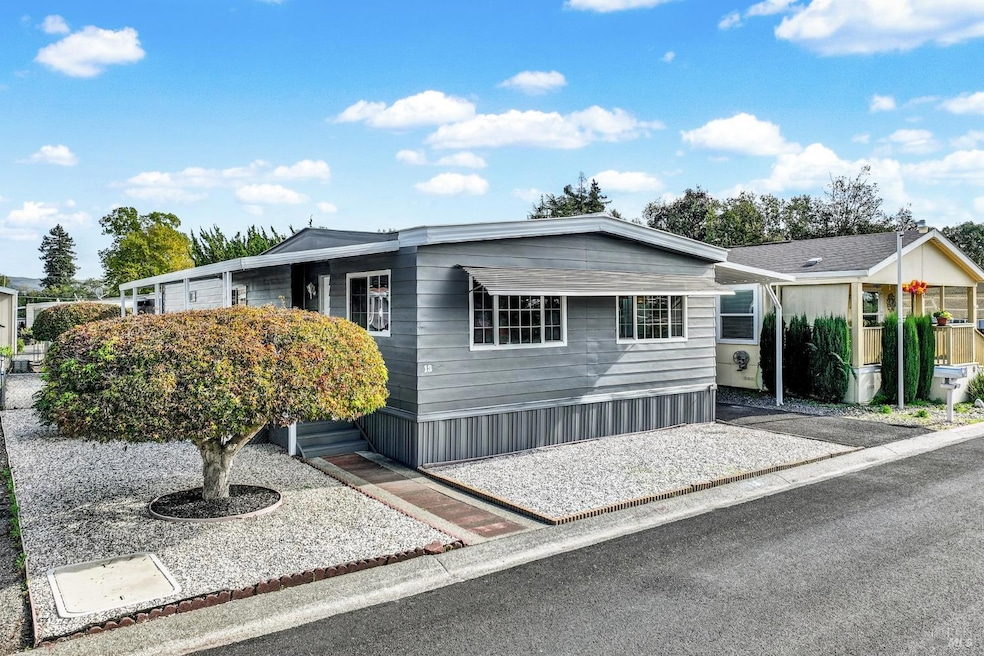 13 Hacienda Dr, Napa, CA 94558 - photo 1