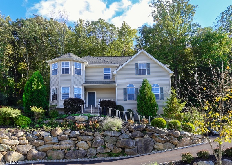 37 Bowers Dr, Hackettstown, NJ 07840 - photo 1