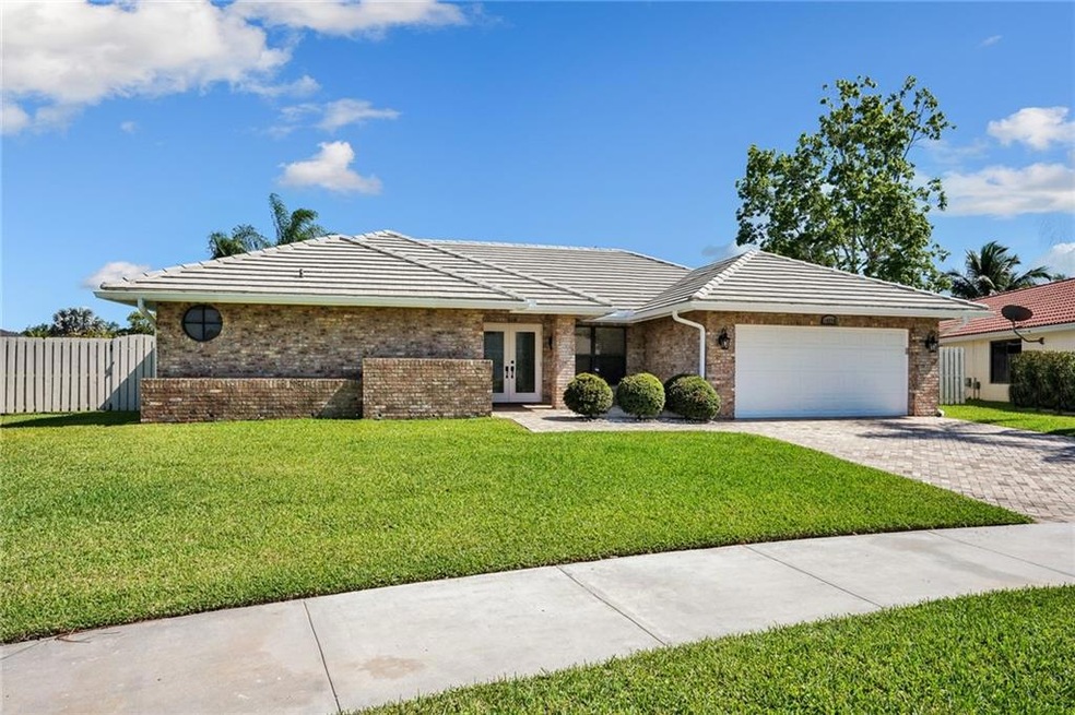 14210 Somerset Place, Davie, FL 33325 - photo 1