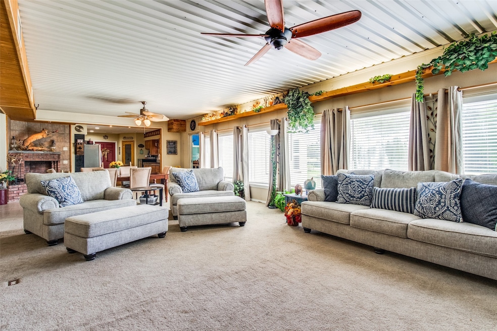 147 County Road 171, Gainesville, TX 76240 - photo 1