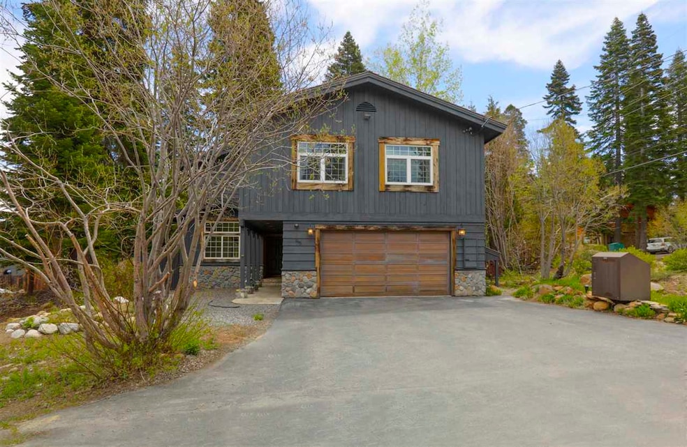 Sold $1,350,000 • Co-Listing Agent