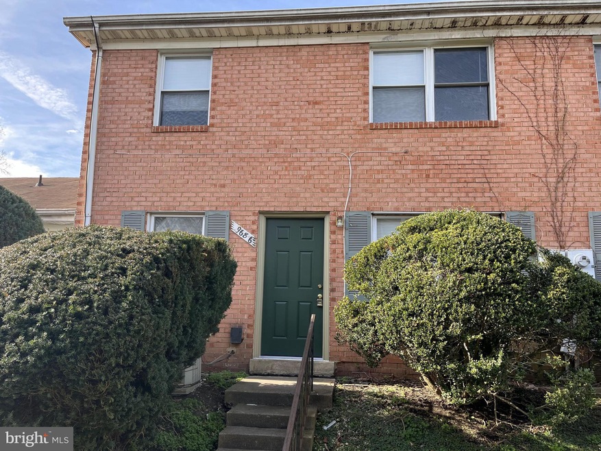 9686 Hagel Cir unit 37/E, Lorton, VA 22079 - photo 1