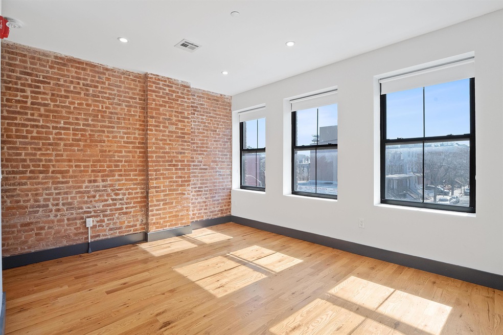 For Rent $1,895/month