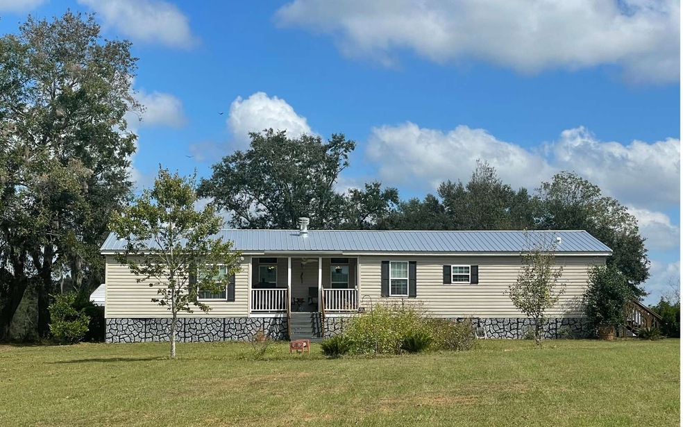 371 SW Mattie Ct, Lake City, FL 32025 - photo 1